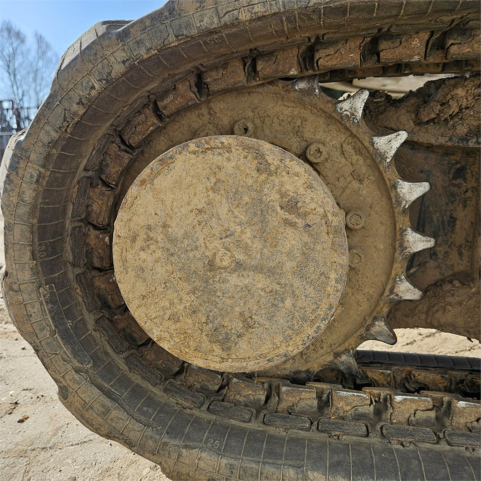 Mini pelle New Holland E26C: photos 39