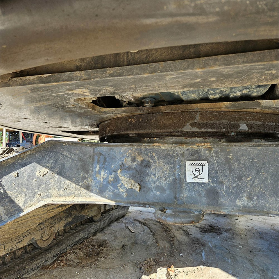 Mini pelle New Holland E26C: photos 35