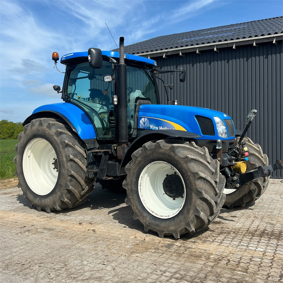 New Holland T6050 - Tracteur agricole: photos 2 New Holland T6050 - Tracteur agricole: photos 2