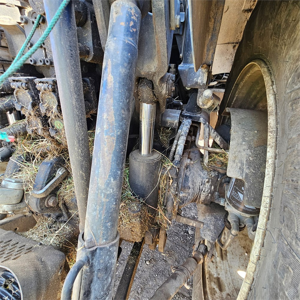 Tracteur agricole New Holland T7.235 Power Command: photos 39