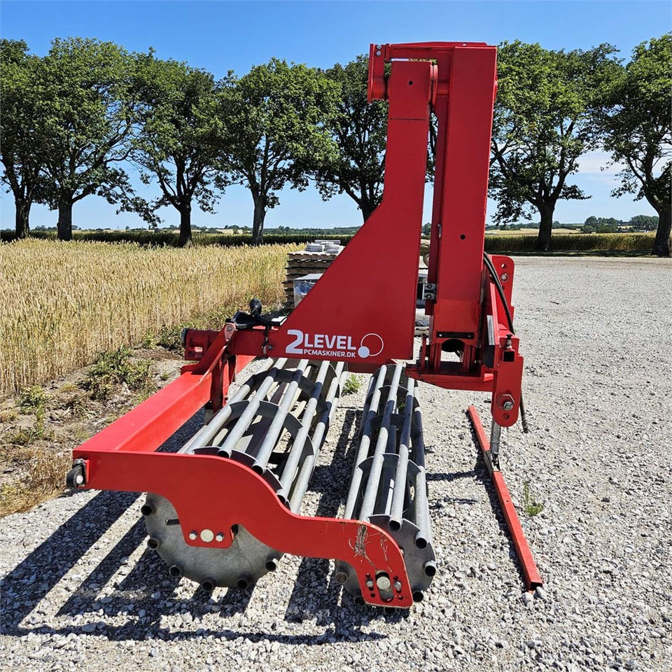 PC 2level - Outils du sol: photos 4 PC 2level - Outils du sol: photos 4