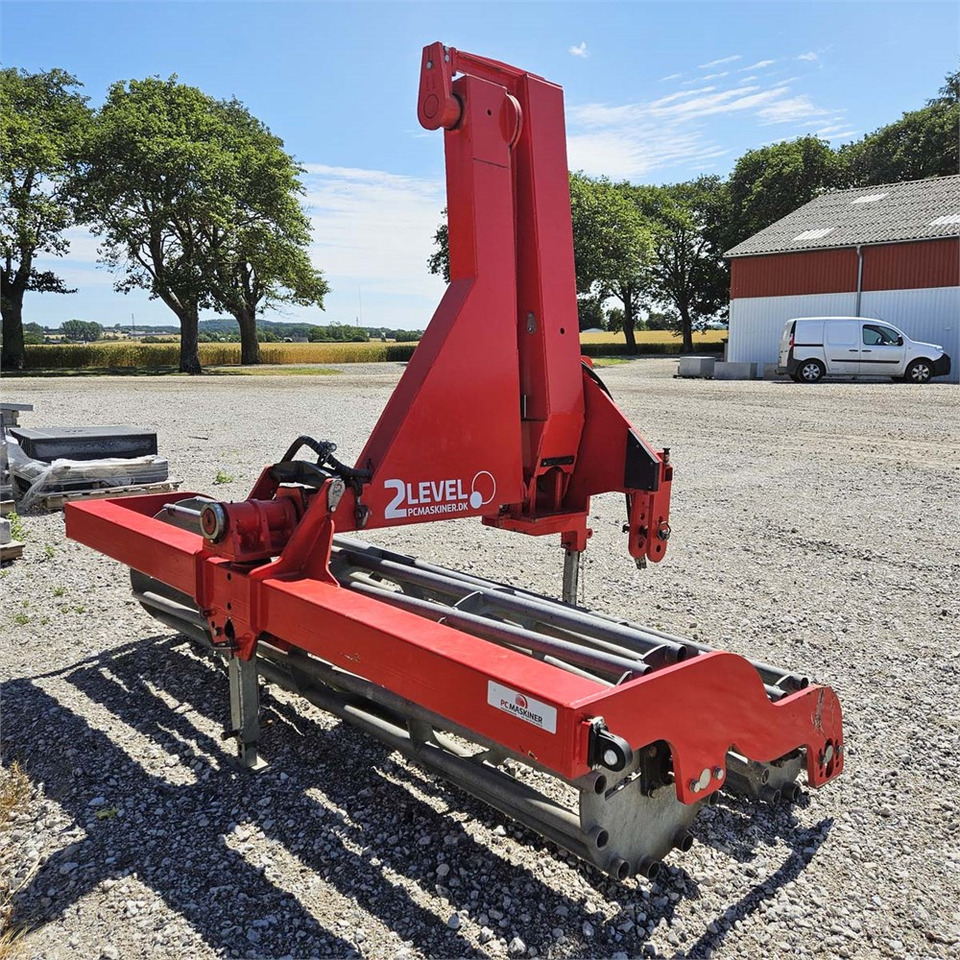 PC 2level - Outils du sol: photos 5 PC 2level - Outils du sol: photos 5