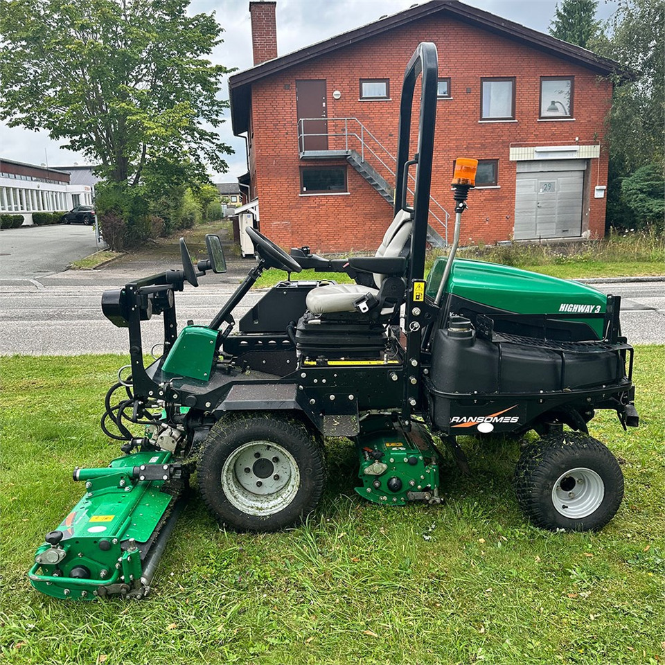 Ransomes Highway 3 4WD - Motofaucheuse: photos 3 Ransomes Highway 3 4WD - Motofaucheuse: photos 3