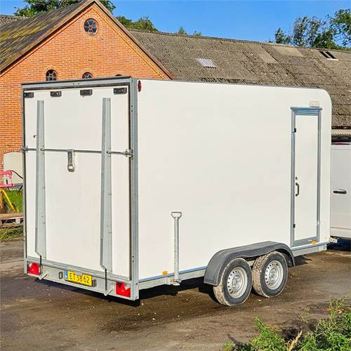 Selandia M06 - Remorque voiture: photos 1 Selandia M06 - Remorque voiture: photos 1