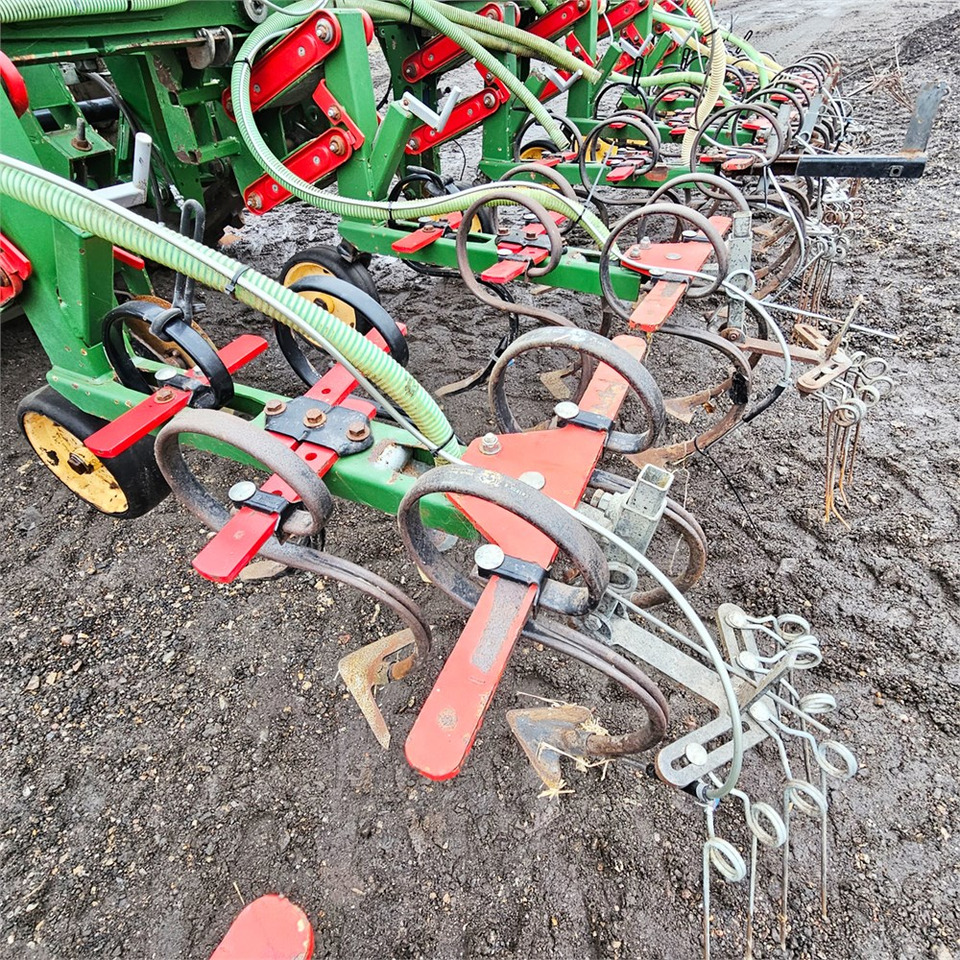 Semoir/ Planteuse Thyregod Tim - 8 rows: photos 12 Semoir/ Planteuse Thyregod Tim - 8 rows: photos 12