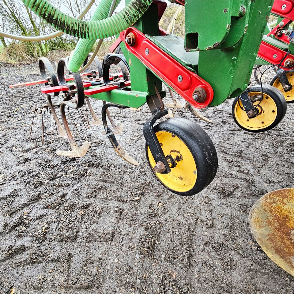 Semoir/ Planteuse Thyregod Tim - 8 rows: photos 9 Semoir/ Planteuse Thyregod Tim - 8 rows: photos 9