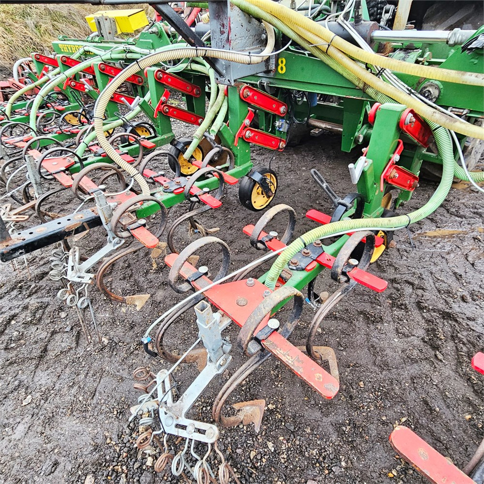 Semoir/ Planteuse Thyregod Tim - 8 rows: photos 11 Semoir/ Planteuse Thyregod Tim - 8 rows: photos 11