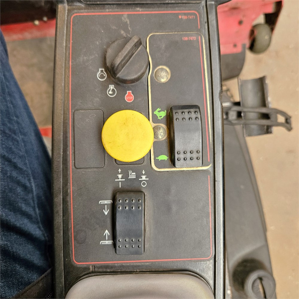 Motofaucheuse Toro 31975: photos 13 Motofaucheuse Toro 31975: photos 13