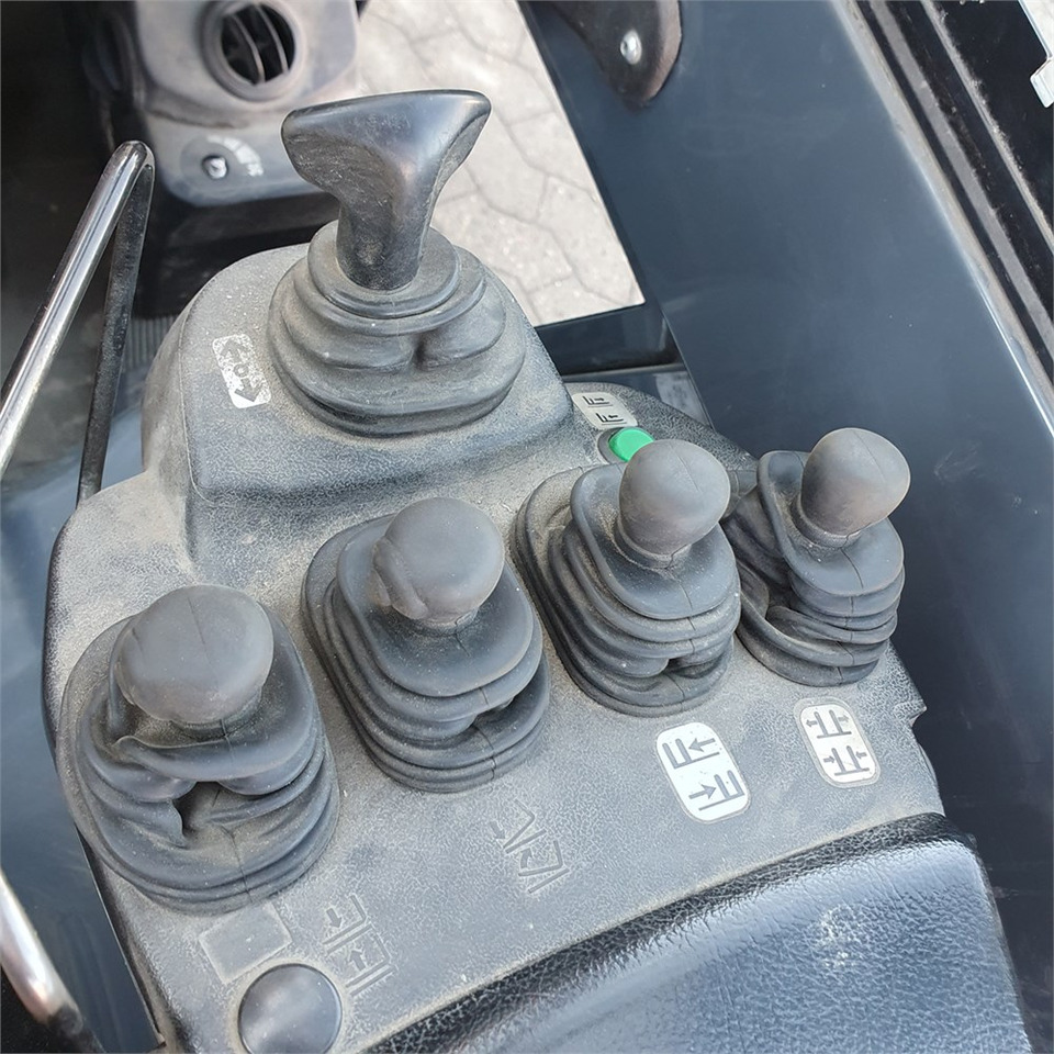 Chariot élévateur Toyota Traigo 20: photos 25