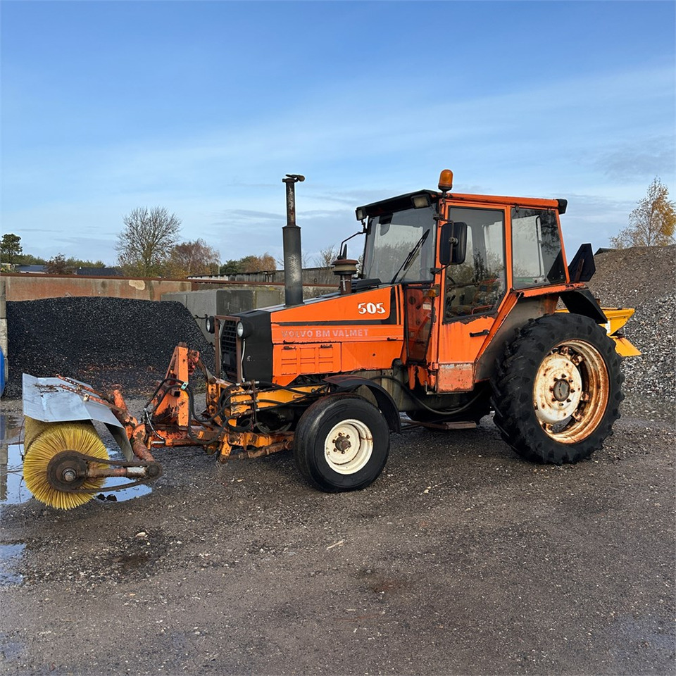 Valmet H505 - Tracteur agricole: photos 1 Valmet H505 - Tracteur agricole: photos 1