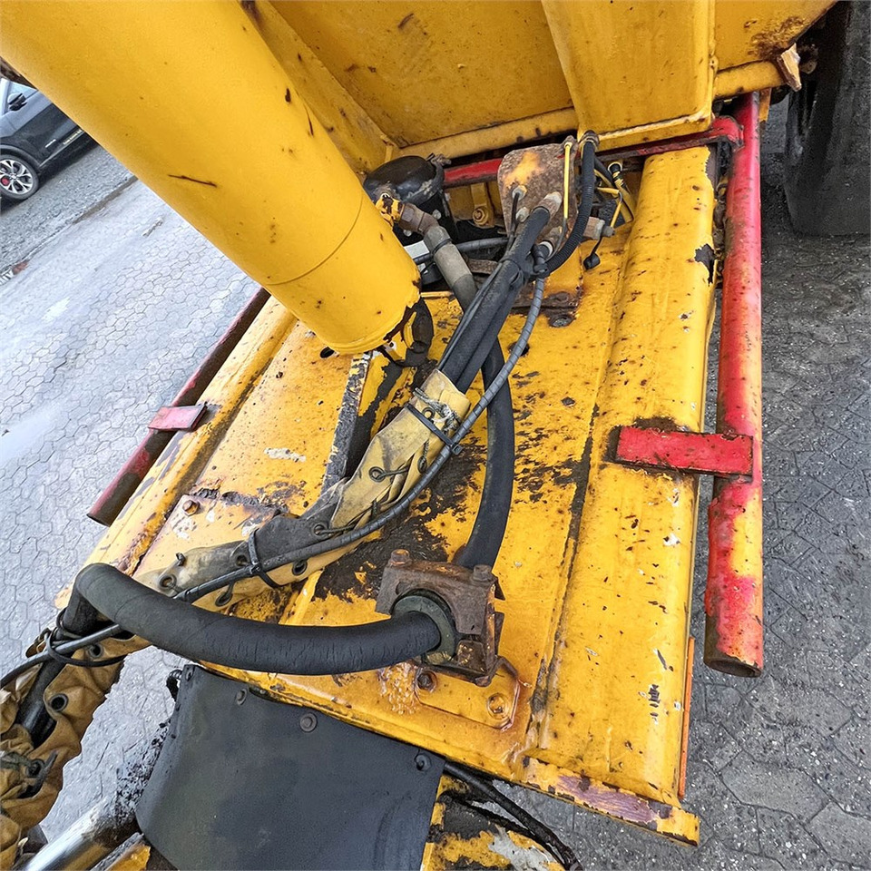 Tombereau articulé Volvo A20: photos 26