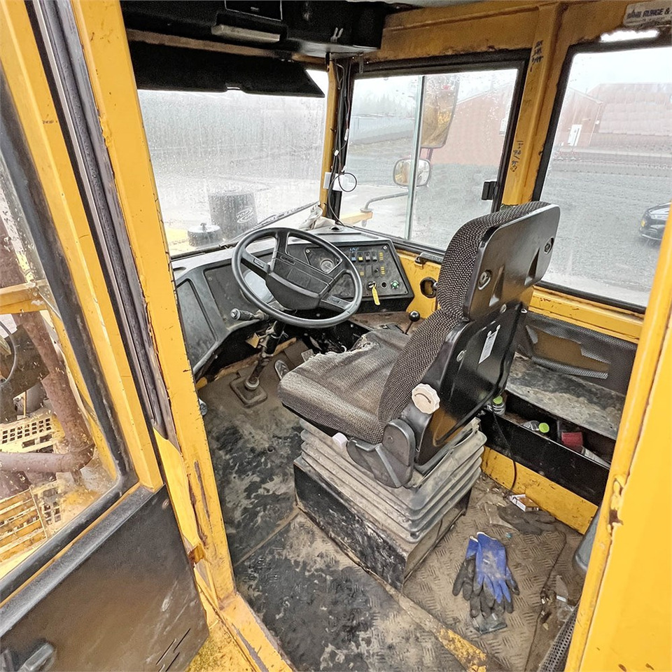 Tombereau articulé Volvo A20: photos 18