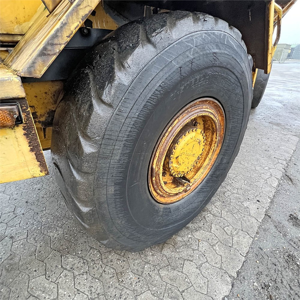 Tombereau articulé Volvo A20: photos 38