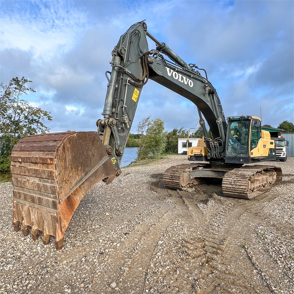 Volvo EC380 DL - Pelle sur chenille: photos 4 Volvo EC380 DL - Pelle sur chenille: photos 4