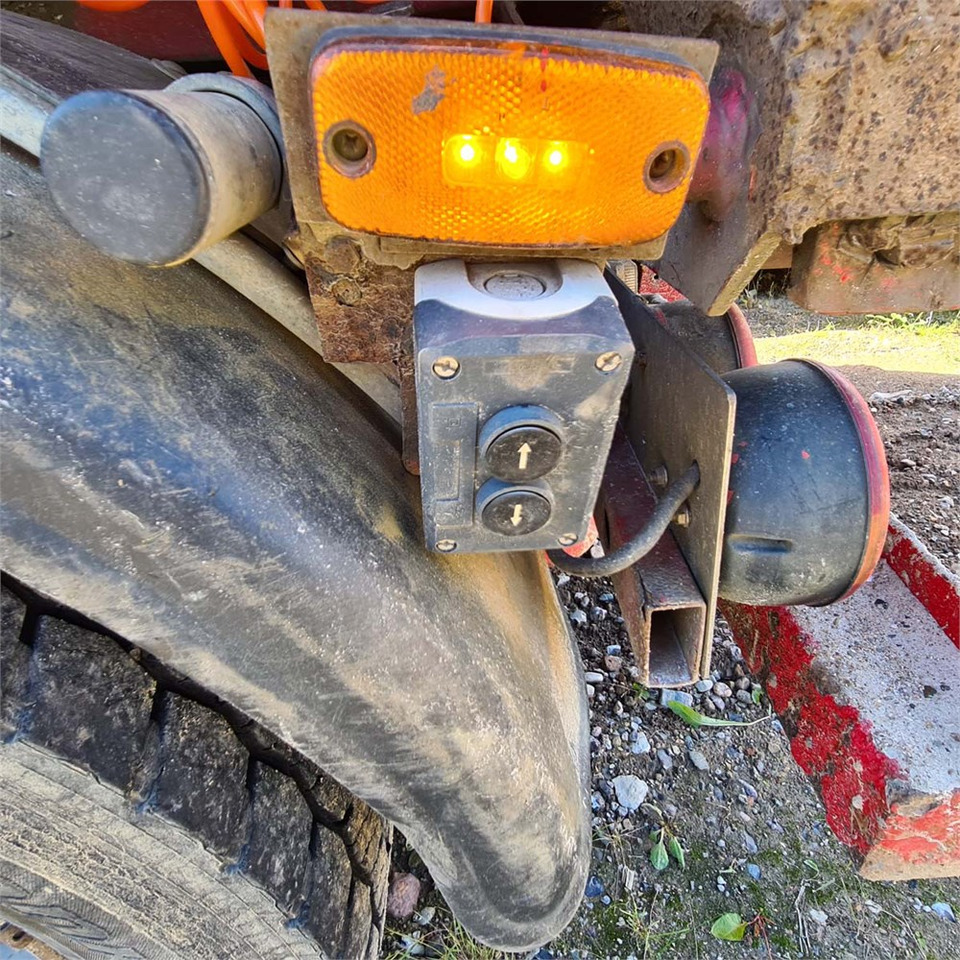 Camion - système de câble Volvo FL612: photos 19 Camion - système de câble Volvo FL612: photos 19