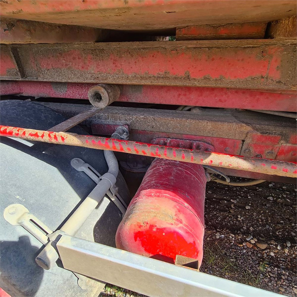 Camion - système de câble Volvo FL612: photos 33 Camion - système de câble Volvo FL612: photos 33