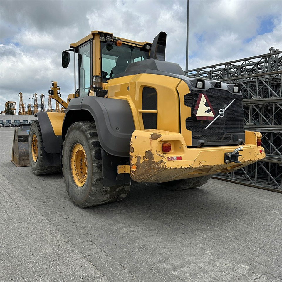 Volvo L120 H - Chargeuse sur pneus: photos 5 Volvo L120 H - Chargeuse sur pneus: photos 5