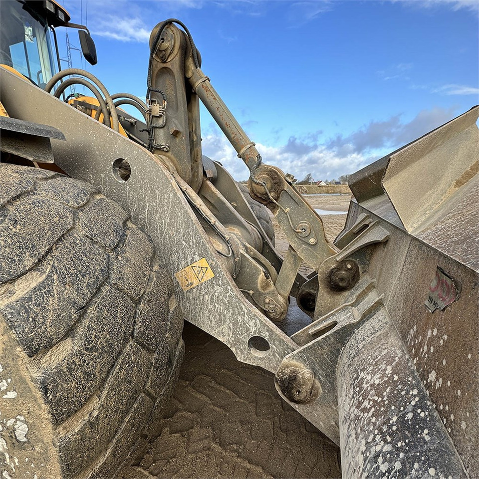Chargeuse sur pneus Volvo L150 G: photos 28