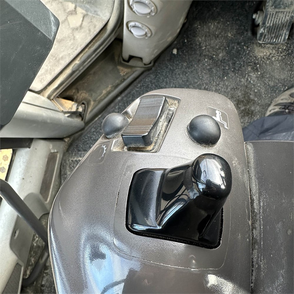 Chargeuse sur pneus Volvo L150 G: photos 14