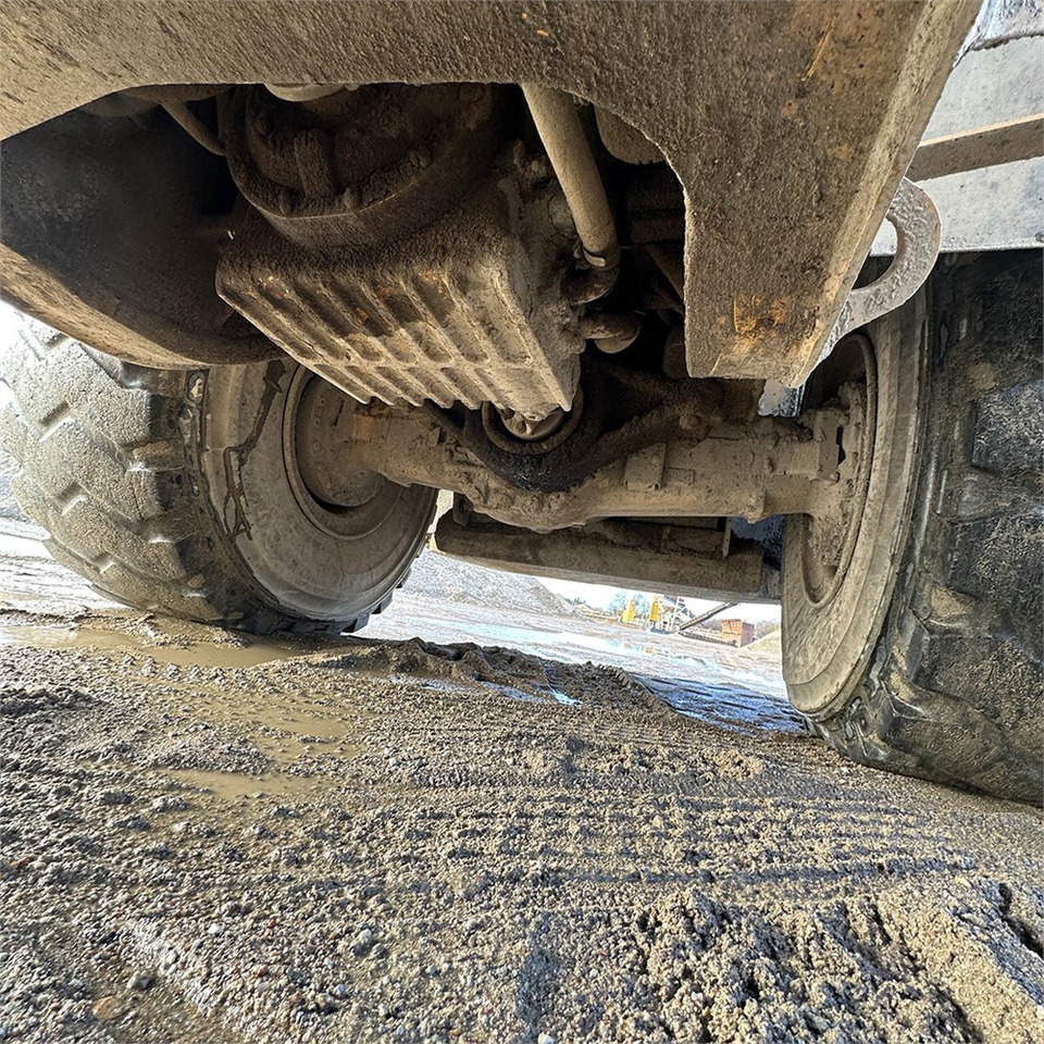 Chargeuse sur pneus Volvo L150 G: photos 36