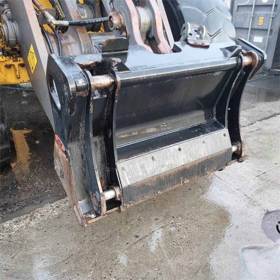 Chargeuse sur pneus Volvo L150G: photos 17