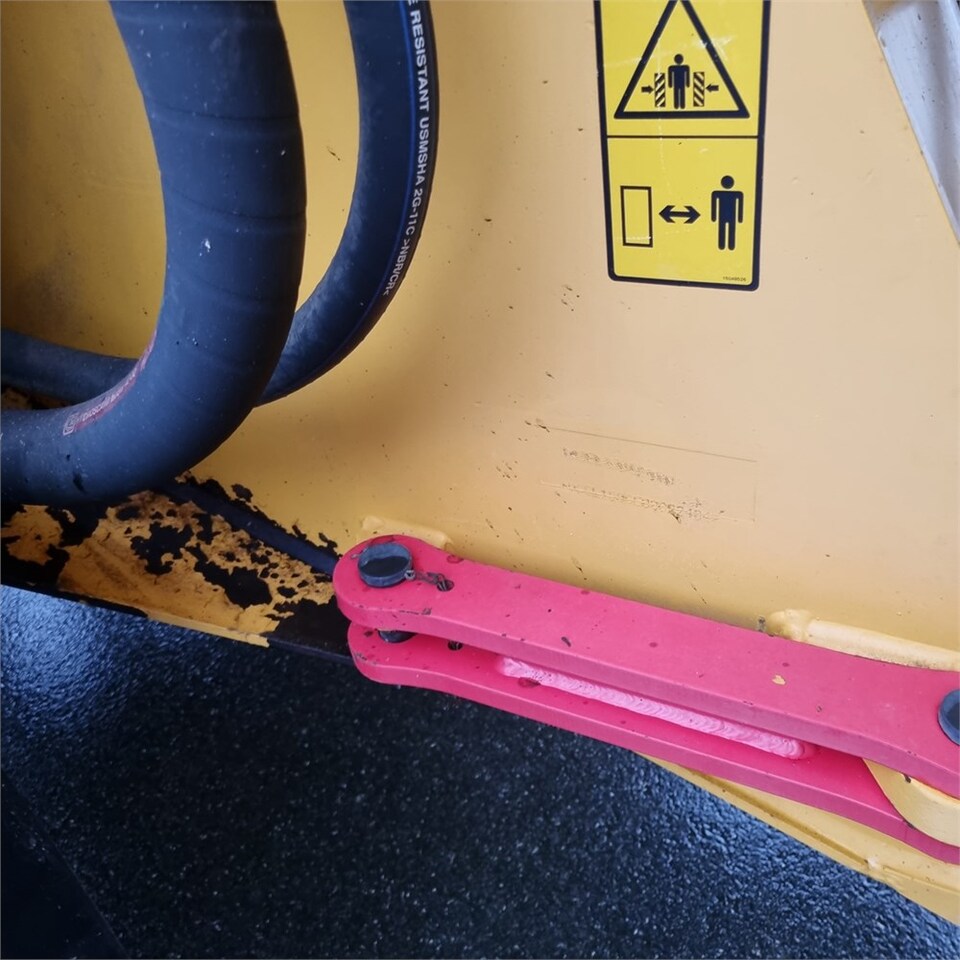 Chargeuse sur pneus Volvo L150G: photos 31
