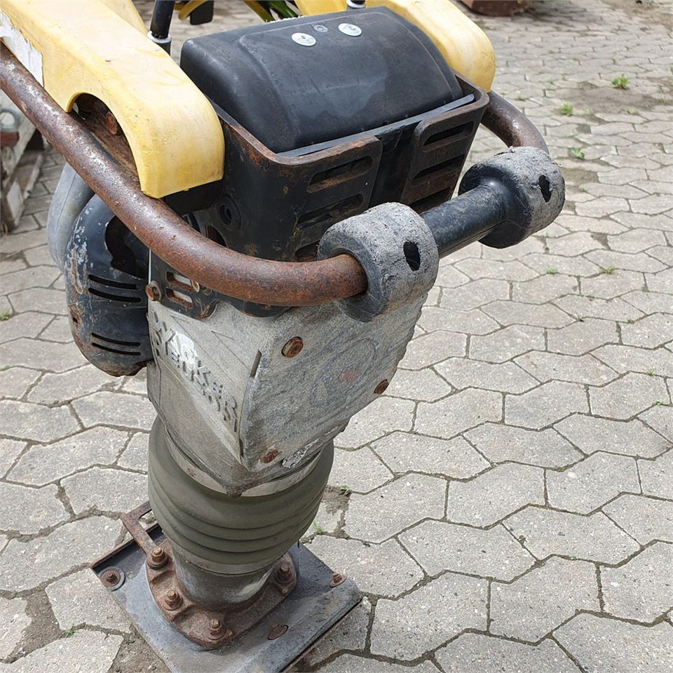 Wacker Neuson BS60-2i - Pilonneuse: photos 5 Wacker Neuson BS60-2i - Pilonneuse: photos 5