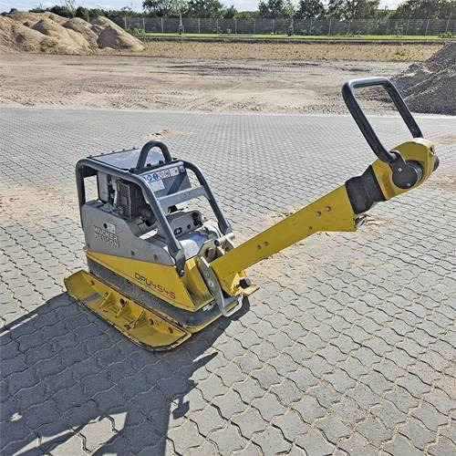 Wacker Neuson DPU 4545 - Plaque vibrante: photos 3 Wacker Neuson DPU 4545 - Plaque vibrante: photos 3