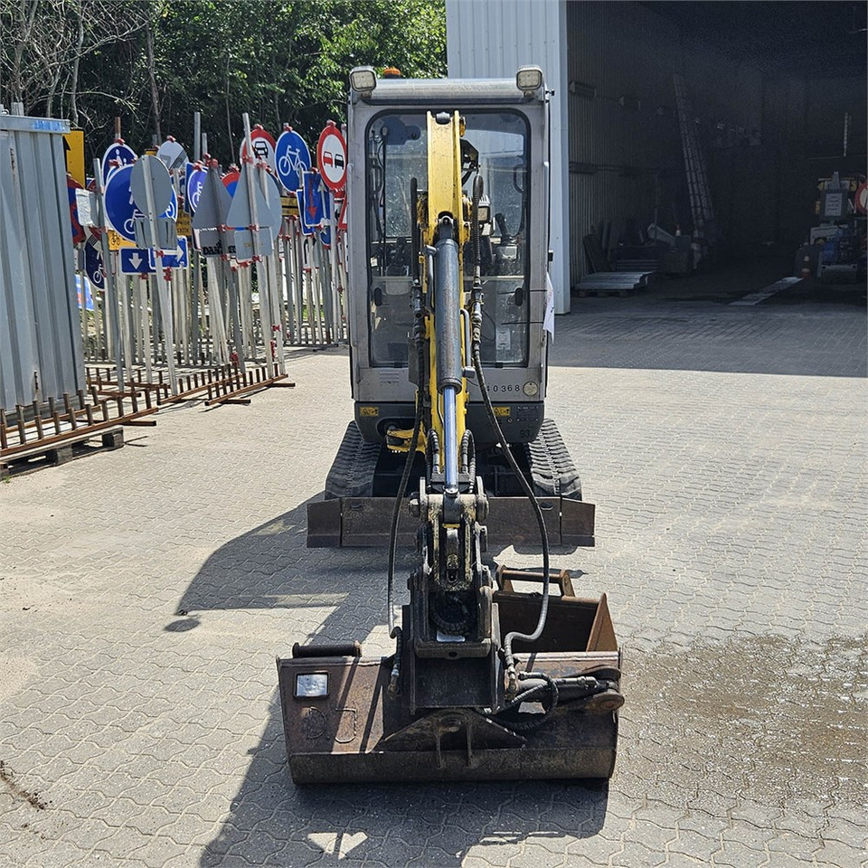 Wacker Neuson ET 18 - Mini pelle: photos 5 Wacker Neuson ET 18 - Mini pelle: photos 5