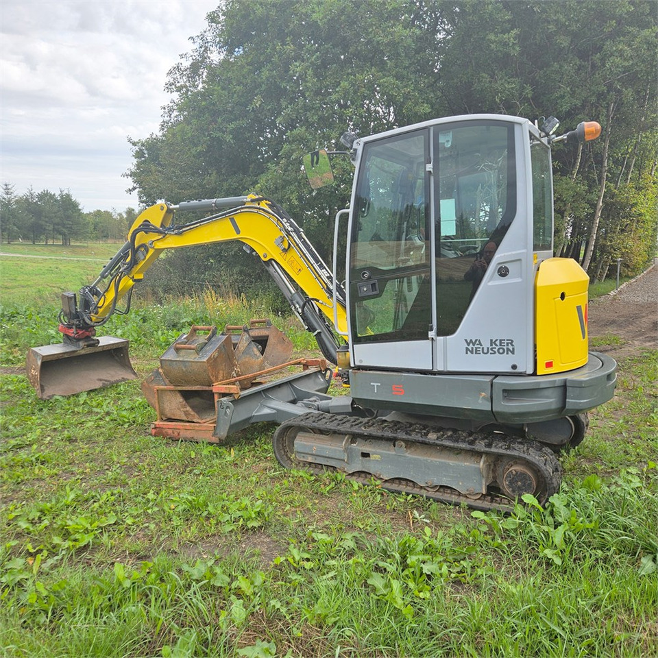 Wacker Neuson ET35 - Mini pelle: photos 1 Wacker Neuson ET35 - Mini pelle: photos 1