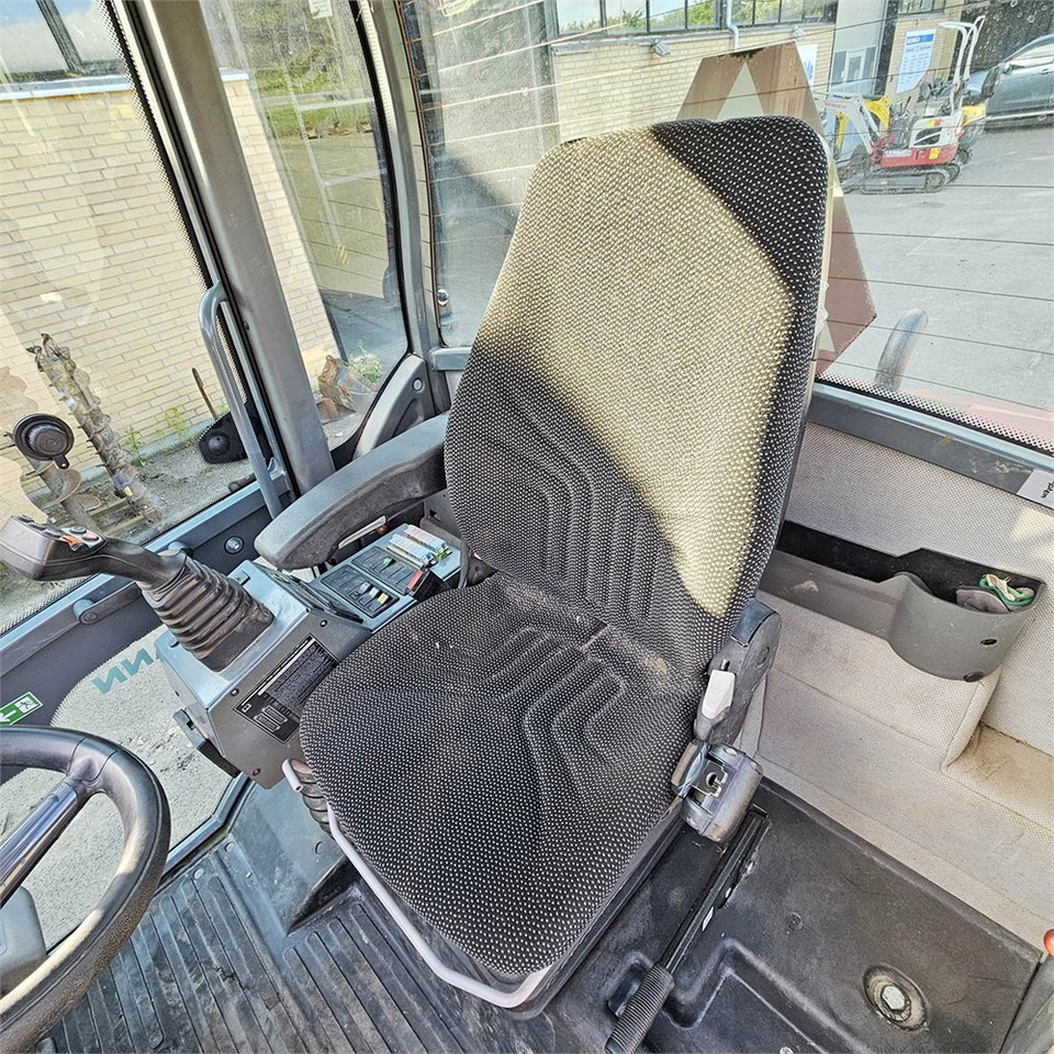 Mini chargeuse Weidemann 2080: photos 9