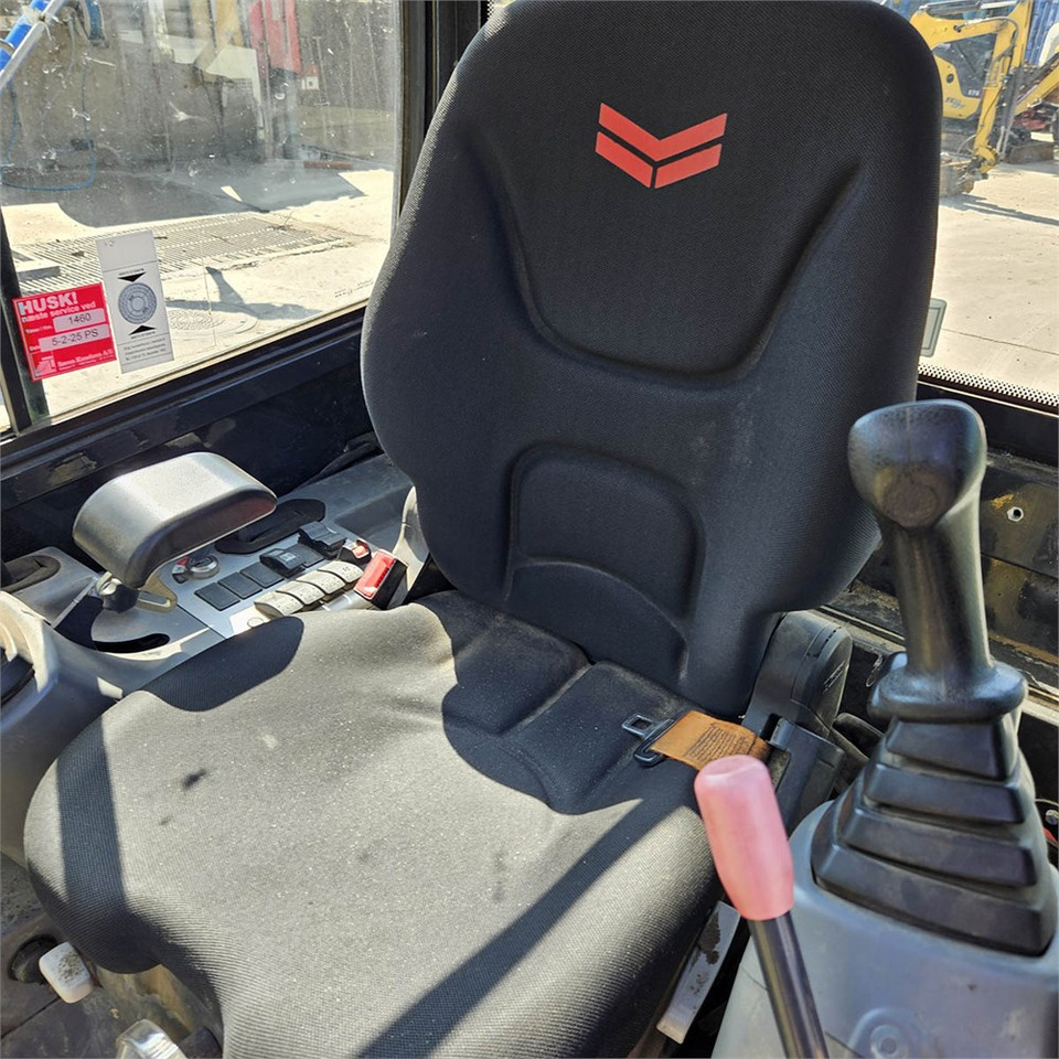 Yanmar SV19 VT en leasing occasion Yanmar SV19 VT: photos 13