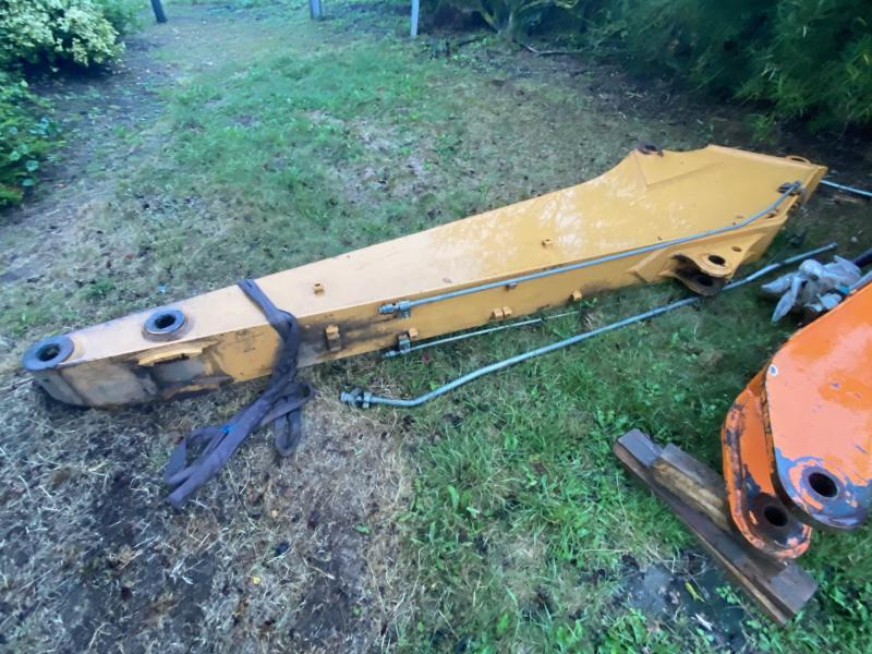 CASE ET DOOSAN BALANCIERS 2M70 & 3M - Flèche: photos 2 CASE ET DOOSAN BALANCIERS 2M70 & 3M - Flèche: photos 2