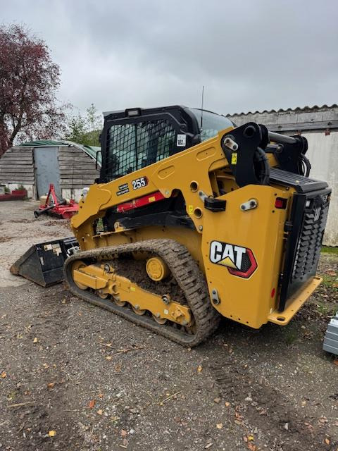 Caterpillar 255 - Chargeuse sur chenilles: photos 3 Caterpillar 255 - Chargeuse sur chenilles: photos 3