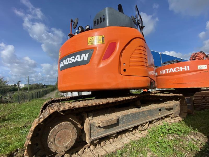 Doosan DX 140 LCR-5 - Pelle sur chenille: photos 3 Doosan DX 140 LCR-5 - Pelle sur chenille: photos 3