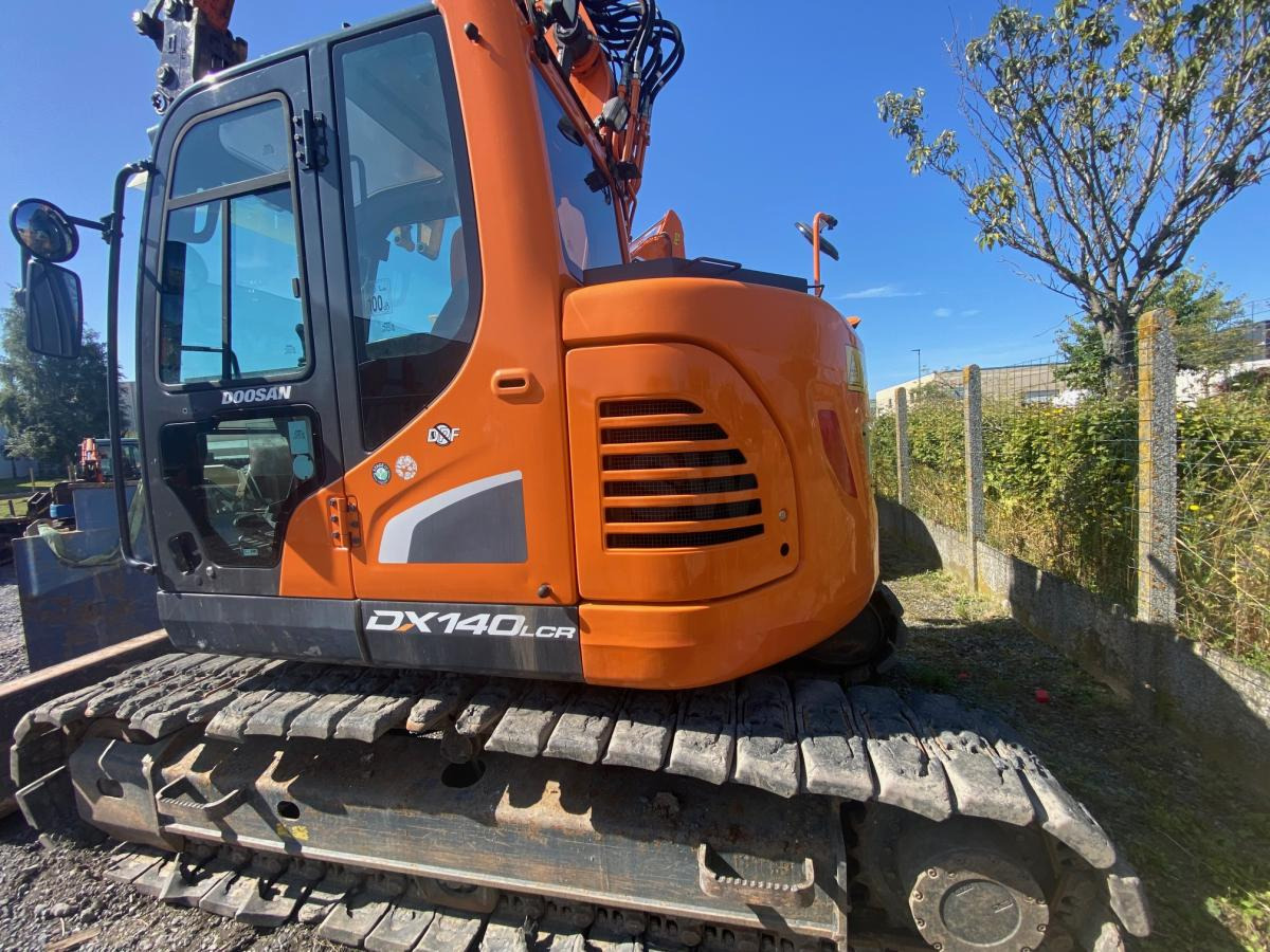 Doosan DX 140LCR-5 - Pelle sur chenille: photos 5 Doosan DX 140LCR-5 - Pelle sur chenille: photos 5