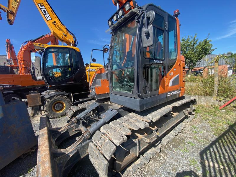 Doosan DX 140LCR-5 - Pelle sur chenille: photos 1 Doosan DX 140LCR-5 - Pelle sur chenille: photos 1