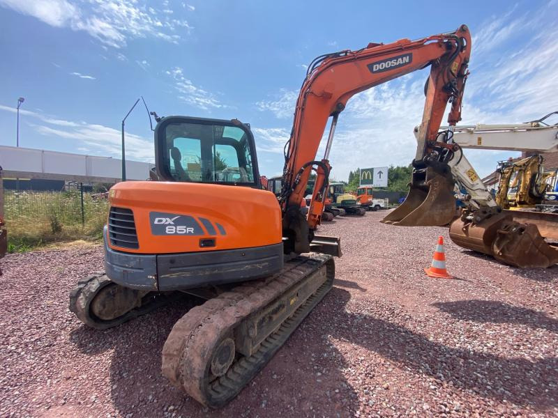Mini pelle Doosan DX 85R-3: photos 6