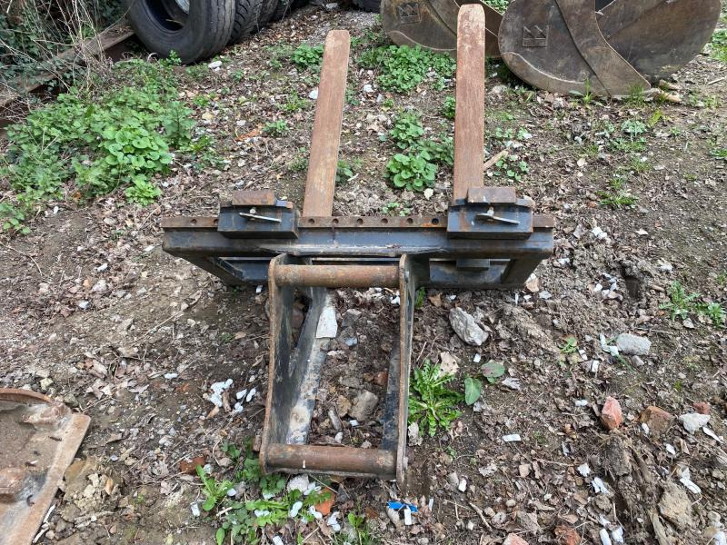 ENGCON TABLIER FOURCHE S 60 - Fourches: photos 4 ENGCON TABLIER FOURCHE S 60 - Fourches: photos 4