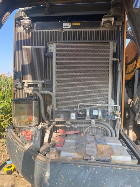 Pelle sur chenille Liebherr R 926 COMPACT: photos 18 Pelle sur chenille Liebherr R 926 COMPACT: photos 18