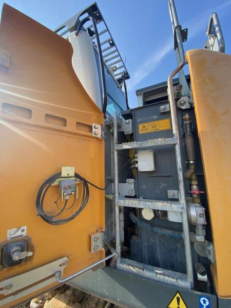 Pelle sur chenille Liebherr R 926 COMPACT: photos 17 Pelle sur chenille Liebherr R 926 COMPACT: photos 17