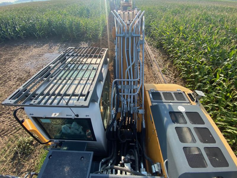 Pelle sur chenille Liebherr R 926 COMPACT: photos 16 Pelle sur chenille Liebherr R 926 COMPACT: photos 16