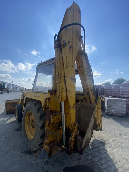 Massey Ferguson MF 50BII - Tractopelle: photos 4 Massey Ferguson MF 50BII - Tractopelle: photos 4