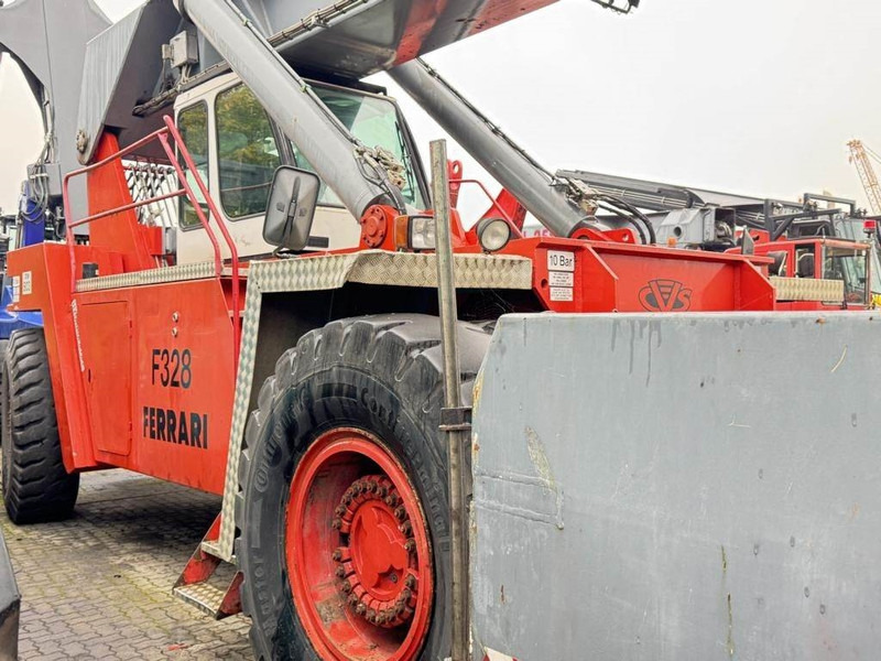CVS Ferrari F328PB - Reach stacker: photos 5 CVS Ferrari F328PB - Reach stacker: photos 5