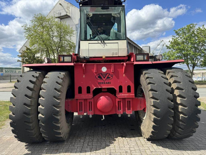 Reach stacker CVS Ferrari F479.5: photos 7 Reach stacker CVS Ferrari F479.5: photos 7