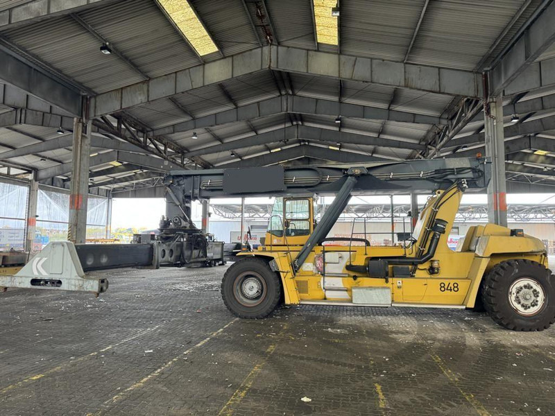 Kalmar DRF450-70S5X - Reach stacker: photos 3 Kalmar DRF450-70S5X - Reach stacker: photos 3