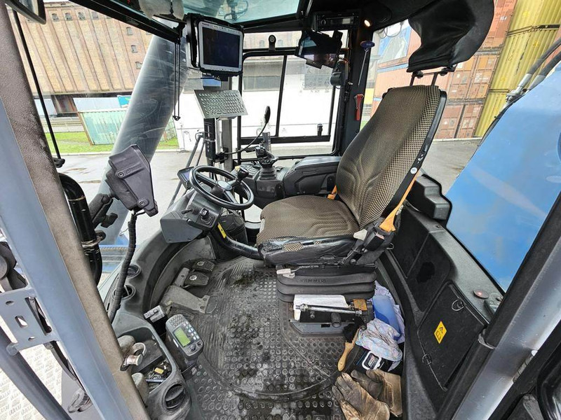 Reach stacker Kalmar DRG450-65S5: photos 9