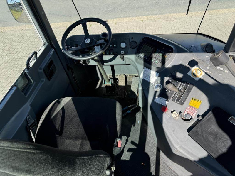 Tracteur portuaire Kalmar TT612D: photos 9