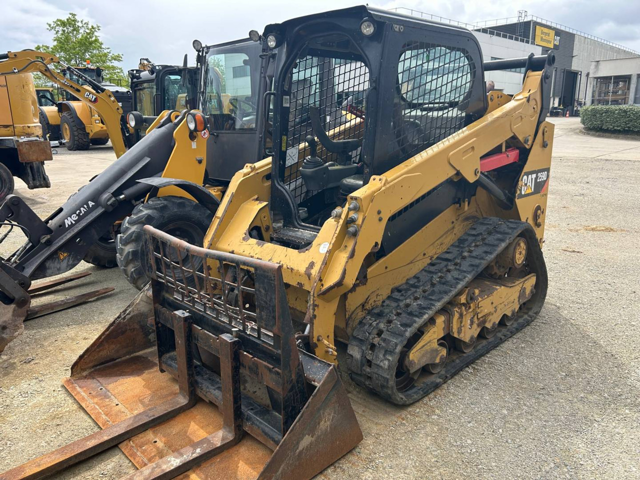 CAT 259D - Chargeuse sur chenilles: photos 1 CAT 259D - Chargeuse sur chenilles: photos 1