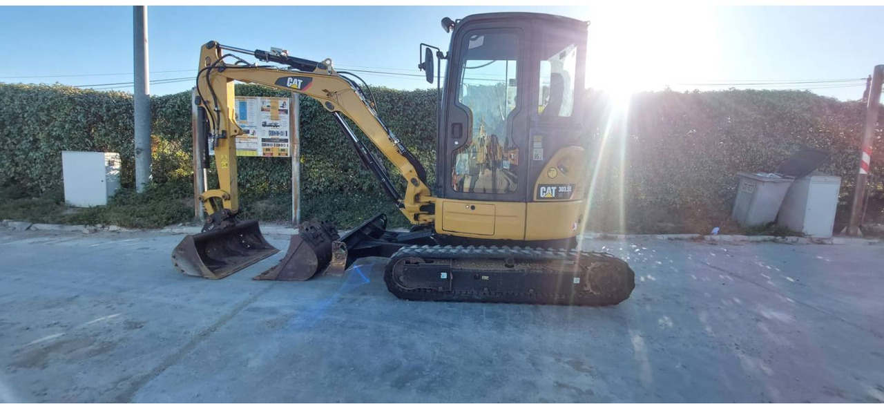 CAT 303.5E CR - Pelle sur chenille: photos 1 CAT 303.5E CR - Pelle sur chenille: photos 1